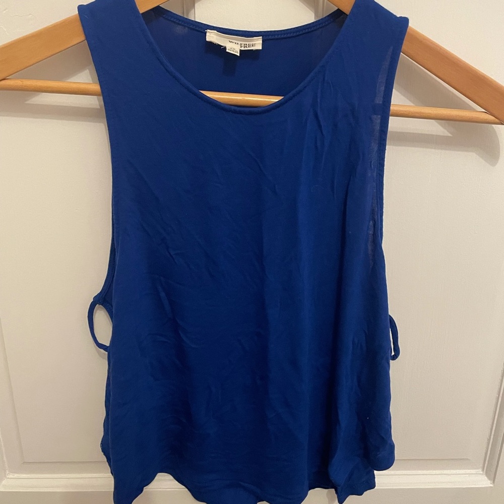 Wilfred Free side tie Amalie tank